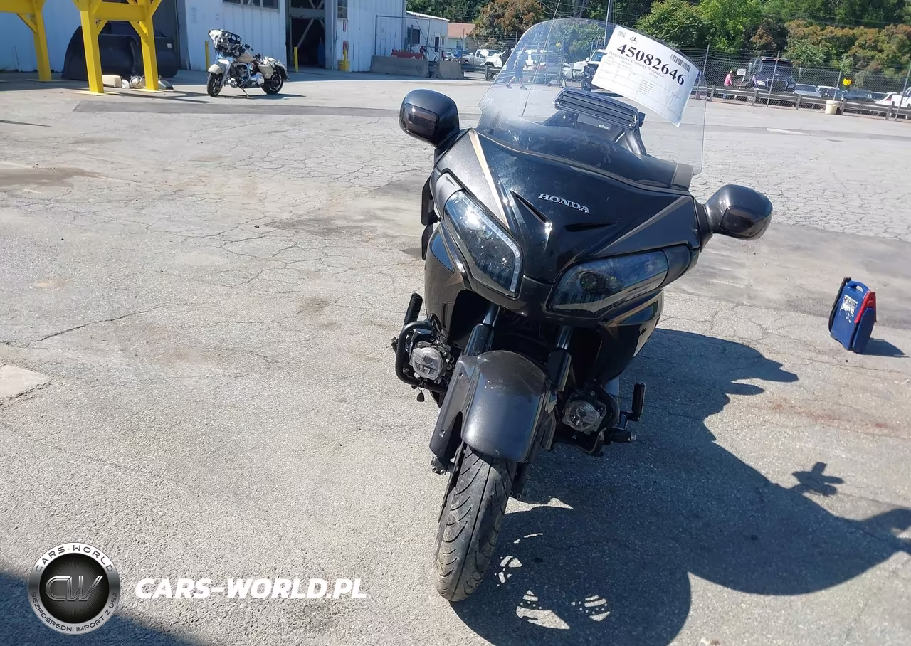 2016 Honda Gl1800 VIN:JH2SC68G3GK401648 - 5