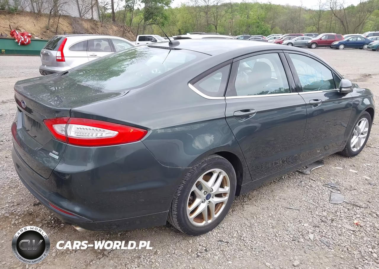 2015 Ford Fusion Se VIN:3FA6P0HD8FR212057 - 4