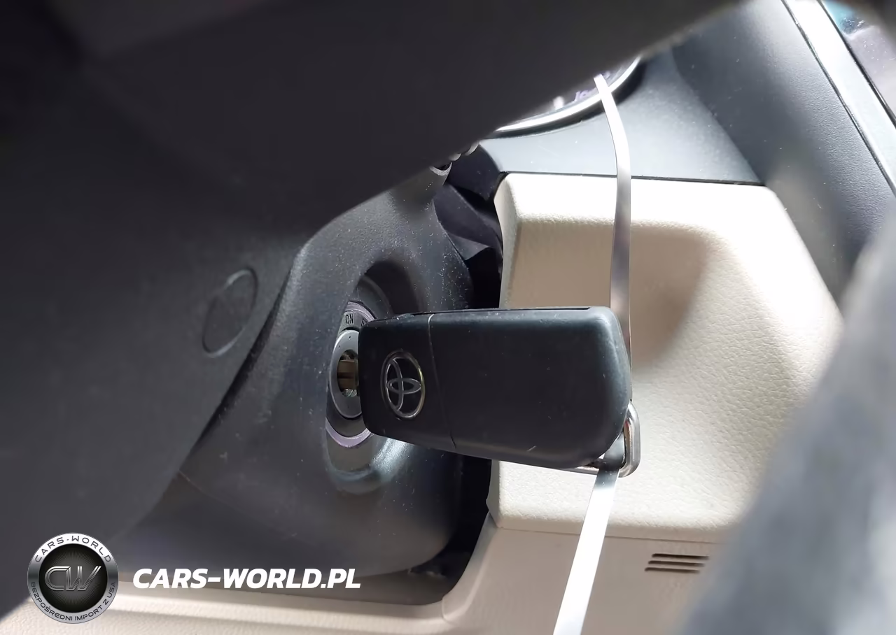 2019 Toyota Camry Le VIN:4T1B11HK8KU762291 - 11