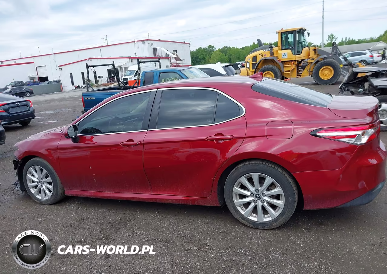2019 Toyota Camry Le VIN:4T1B11HK8KU762291 - 15