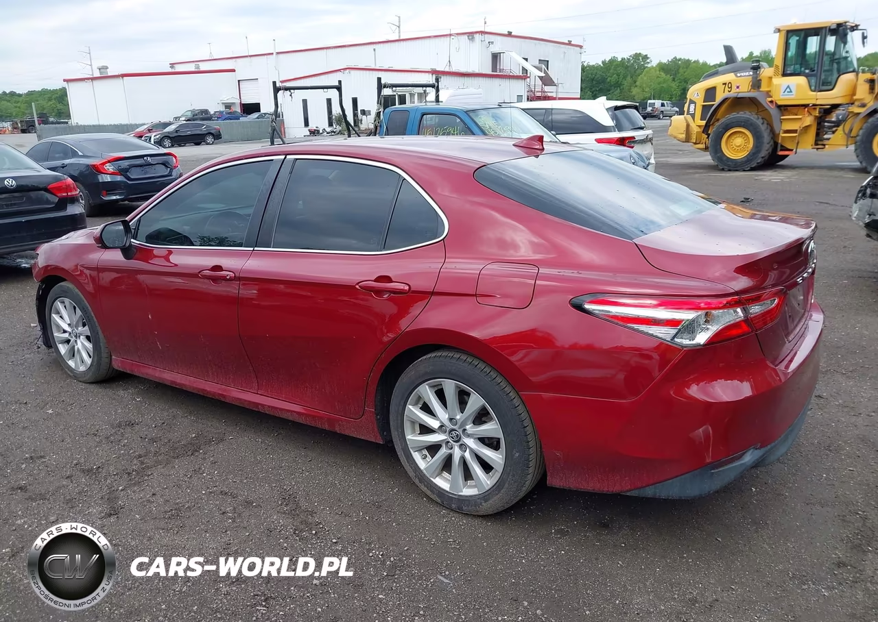 2019 Toyota Camry Le VIN:4T1B11HK8KU762291 - 3