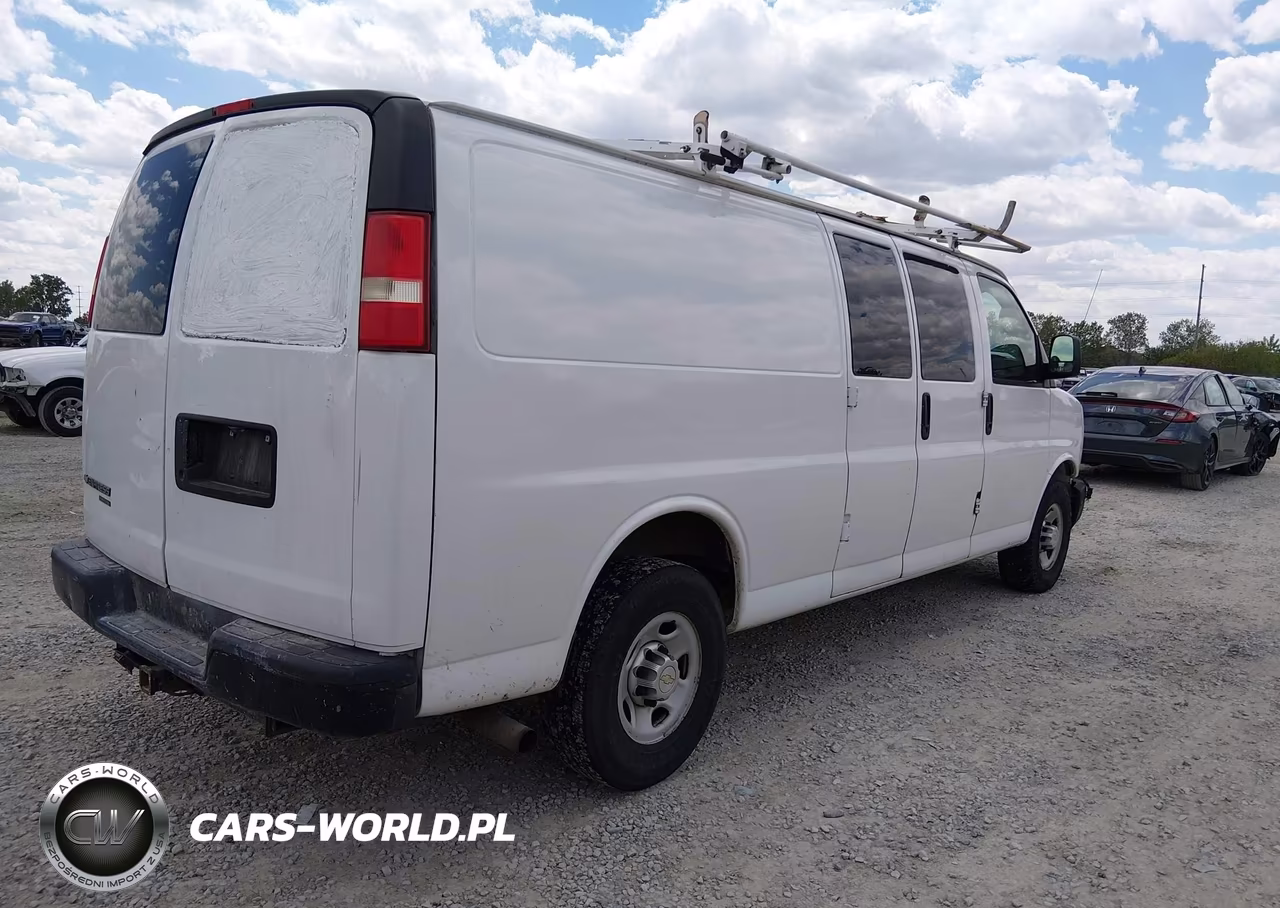2014 Chevrolet Express 3500 Work Van VIN:1GCZGUCA4E1109013 - 4