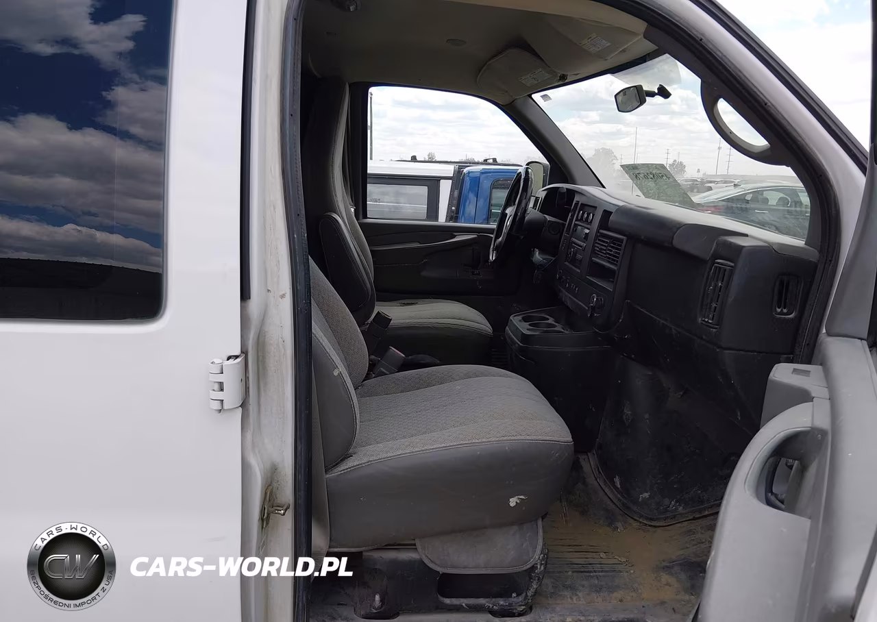 2014 Chevrolet Express 3500 Work Van VIN:1GCZGUCA4E1109013 - 5