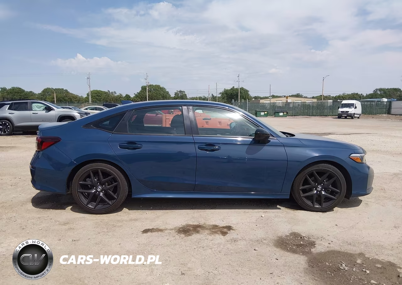 2025 Honda Civic Sport VIN:2HGFE2F57SH558101 - 13