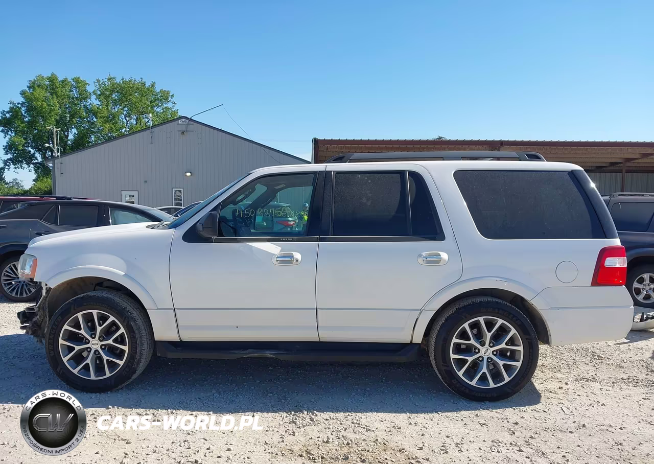 2015 Ford Expedition Xlt VIN:1FMJU1JTXFEF30877 - 15