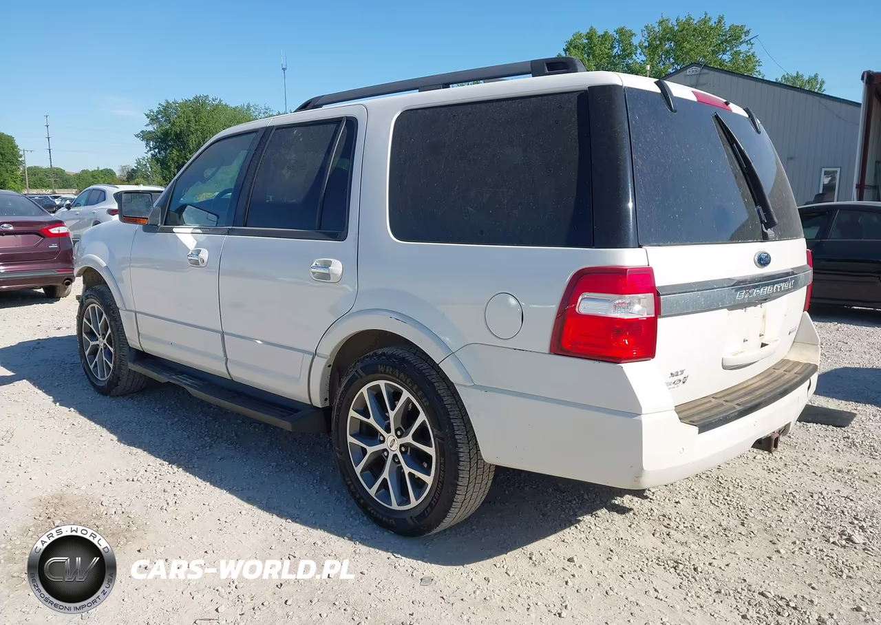 2015 Ford Expedition Xlt VIN:1FMJU1JTXFEF30877 - 3