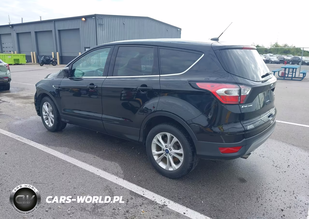 2017 Ford Escape Se VIN:1FMCU0GD1HUE66501 - 3