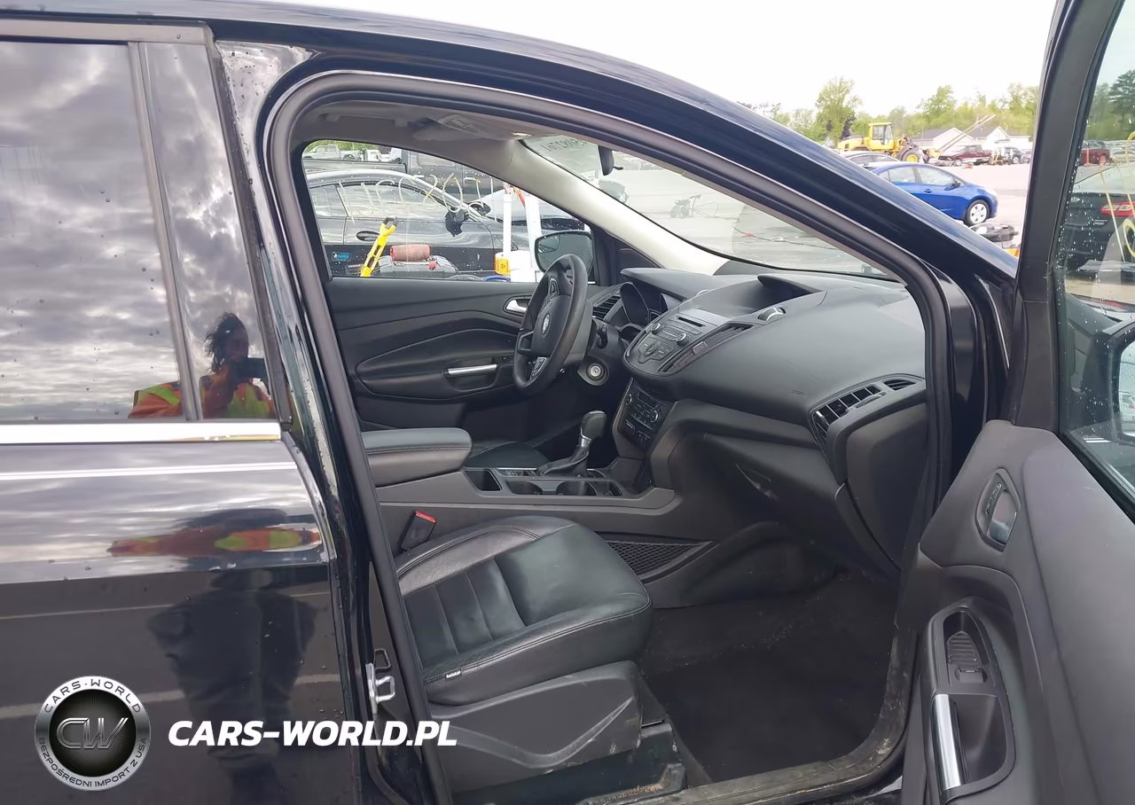 2017 Ford Escape Se VIN:1FMCU0GD1HUE66501 - 5