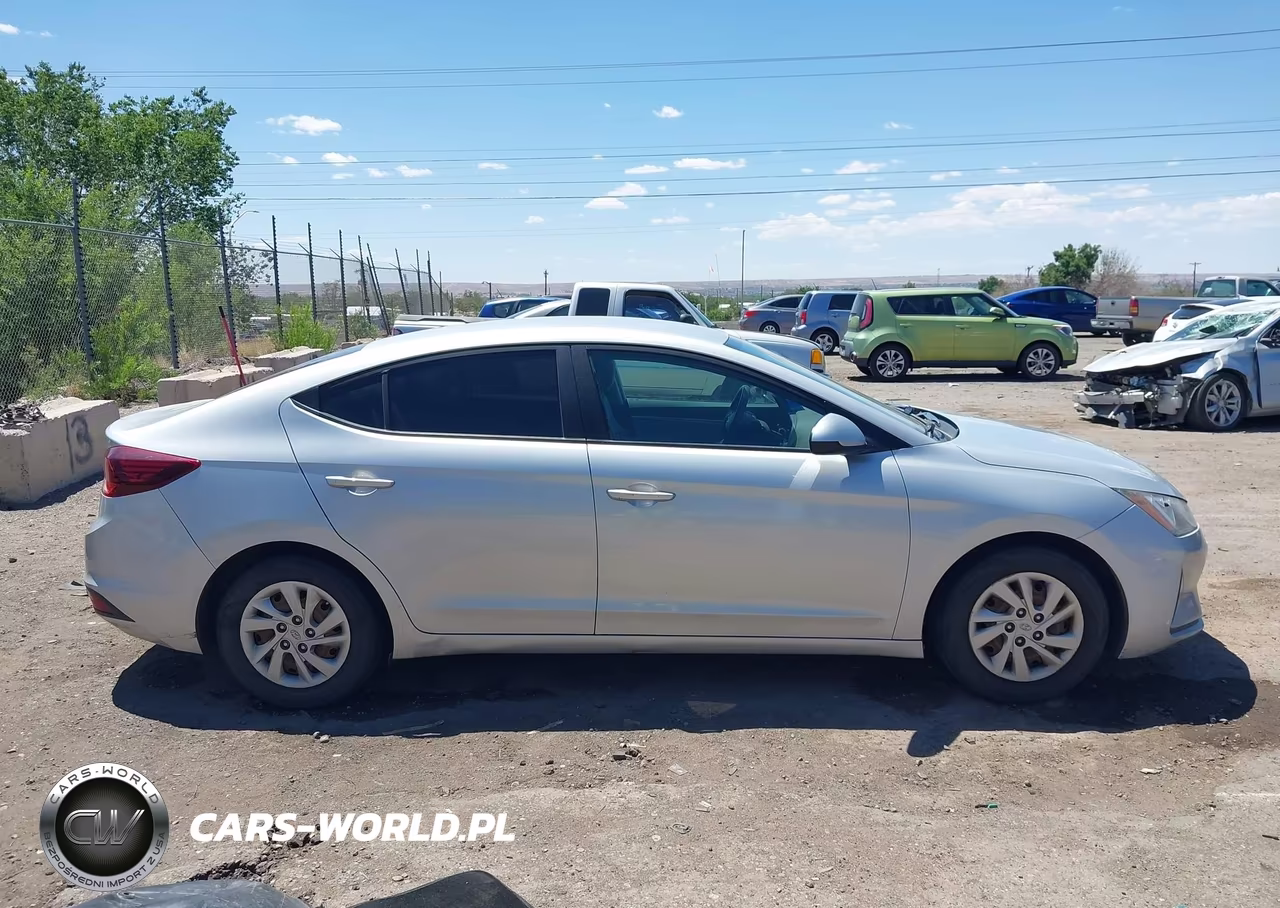 2019 Hyundai Elantra Se VIN:5NPD74LF4KH476861 - 13
