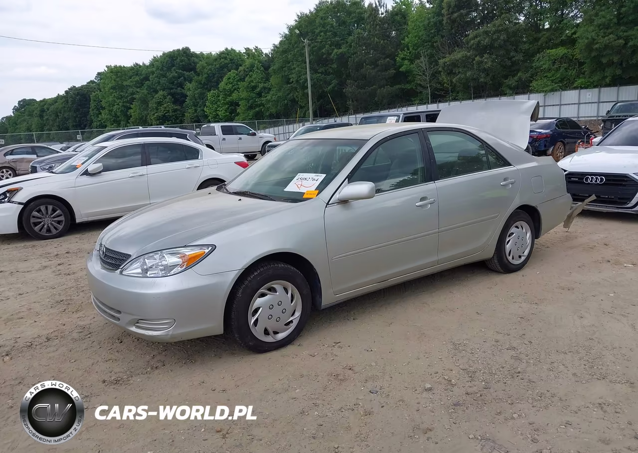 2002 Toyota Camry Le VIN:JTDBE32K120111556 - 2