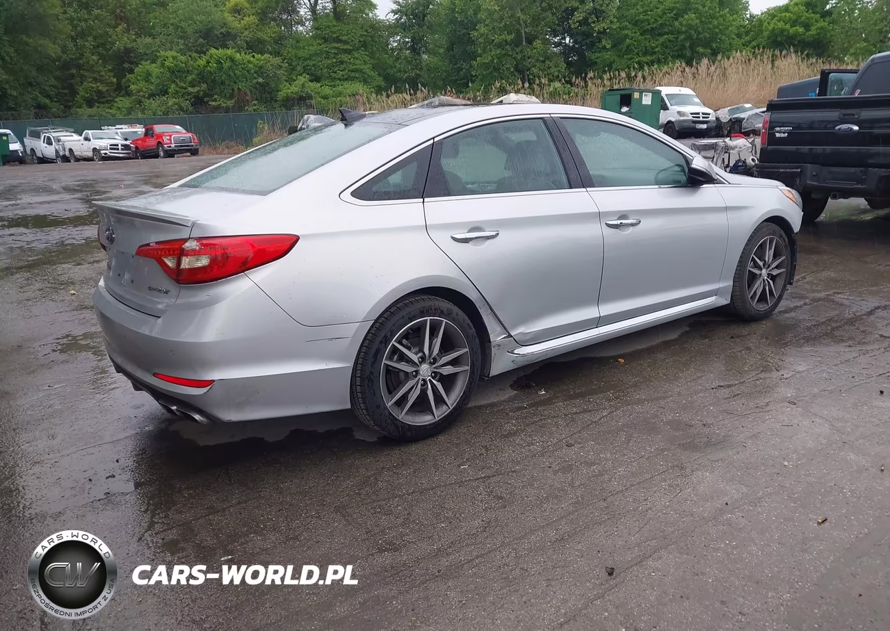 2015 Hyundai Sonata Sport 2.0T VIN:5NPE34AB8FH063704 - 4