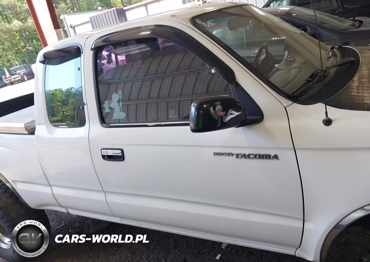 1999 Toyota Tacoma VIN:4TAWM72N1XZ464075 - 13