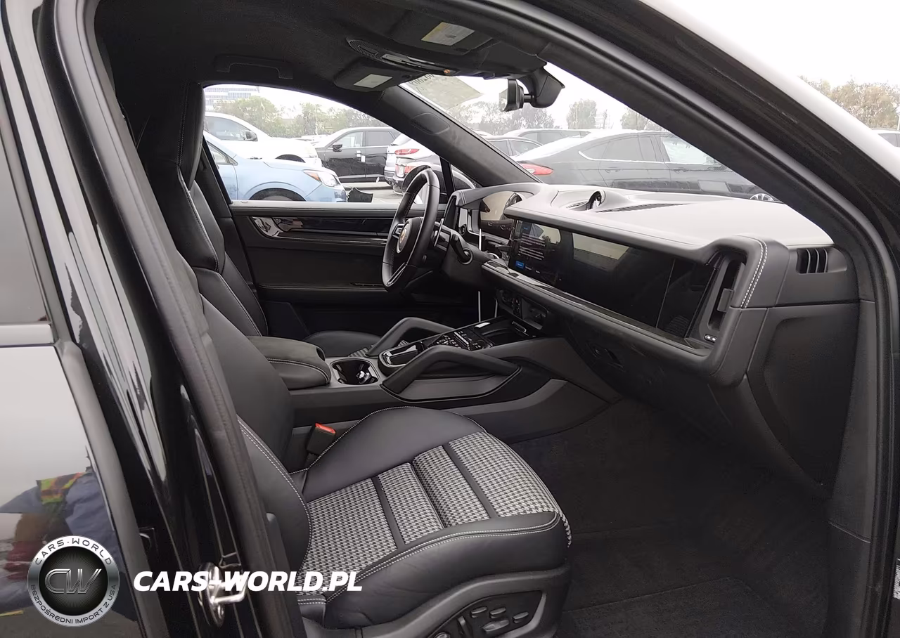 2026 Porsche Cayenne Coupe Gts VIN:WP1BG2AY3TDA60211 - 5