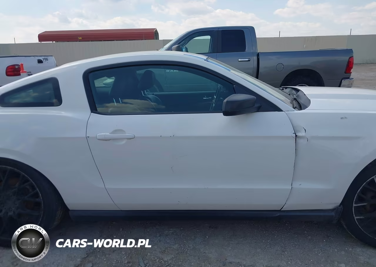 2012 Ford Mustang V6 Premium VIN:1ZVBP8AM6C5205606 - 14
