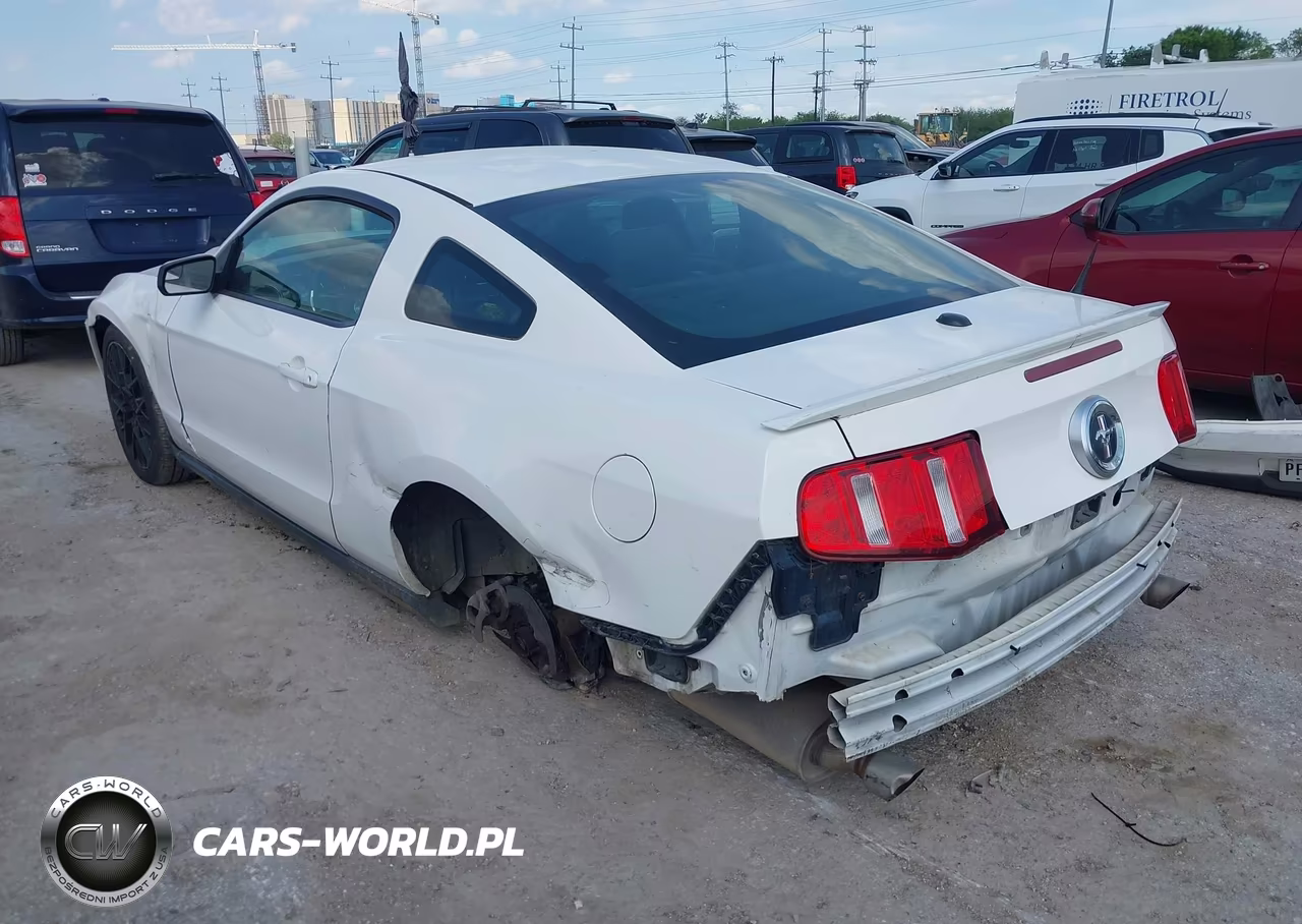2012 Ford Mustang V6 Premium VIN:1ZVBP8AM6C5205606 - 3