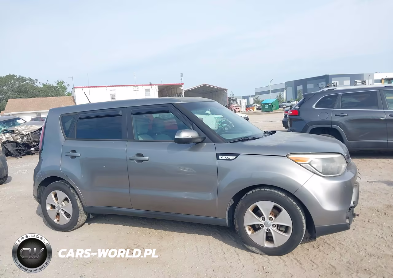 2014 Kia Soul + VIN:KNDJP3A59E7045657 - 13