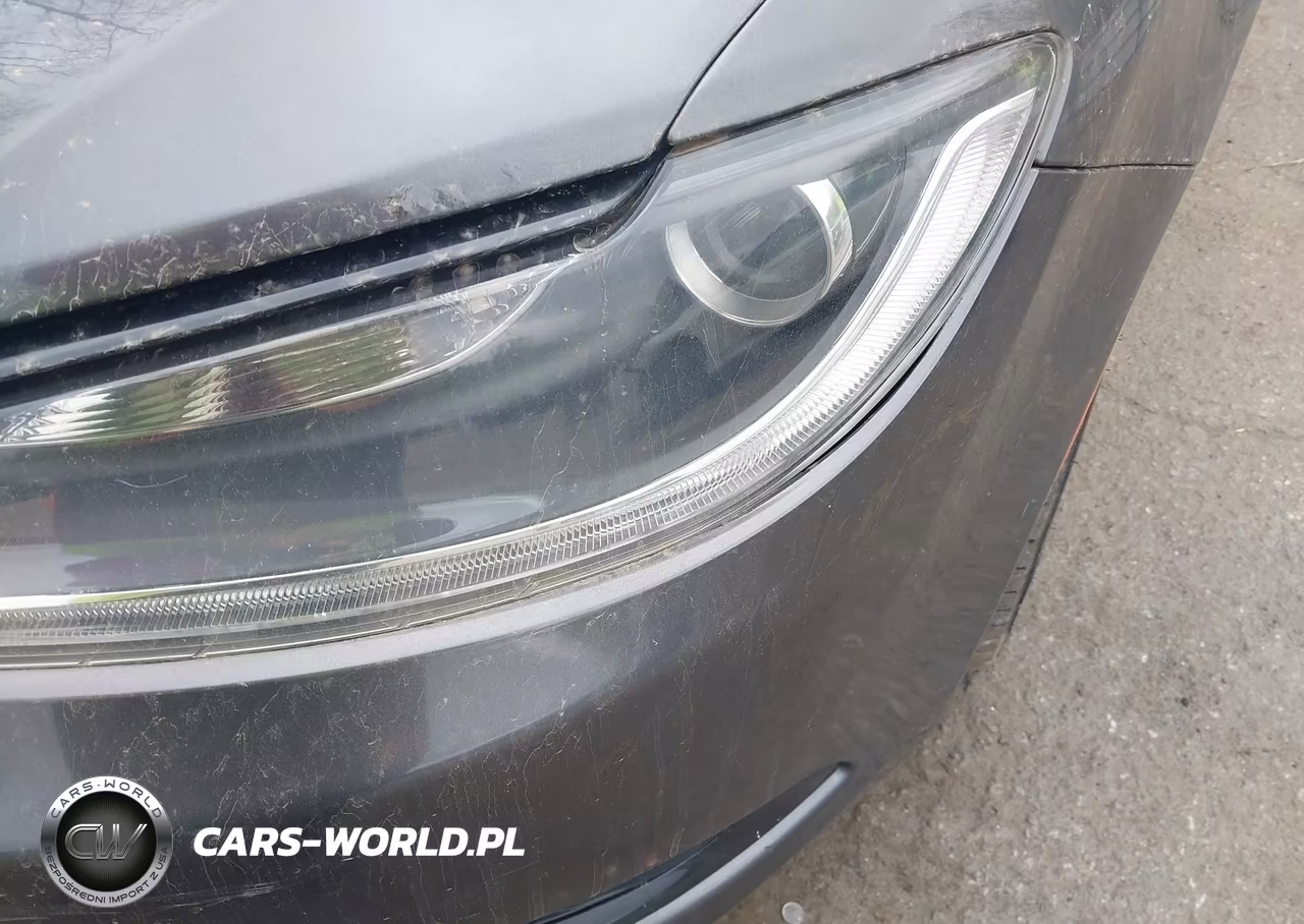 2015 Chrysler 200 S VIN:1C3CCCBG7FN551462 - 6