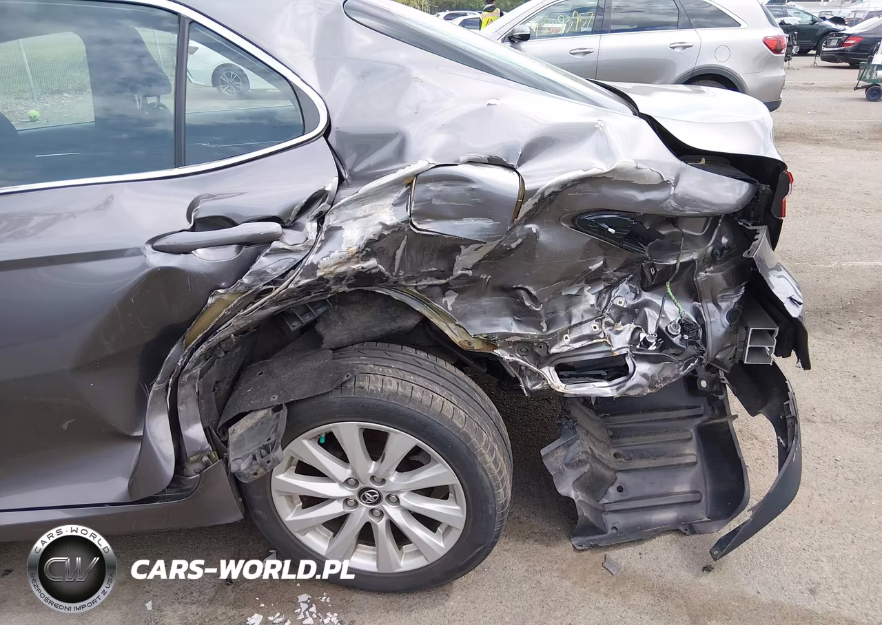 2019 Toyota Camry Le VIN:4T1B11HK5KU856841 - 6