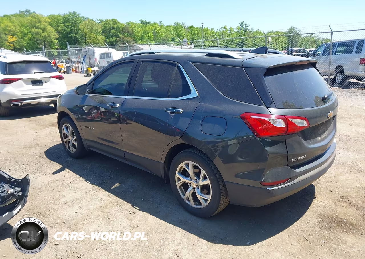 2018 Chevrolet Equinox Premier VIN:2GNAXVEV7J6191580 - 3