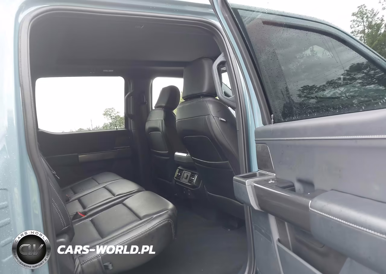 2023 Ford F-150 Xlt VIN:1FTFW1E50PKF15131 - 8