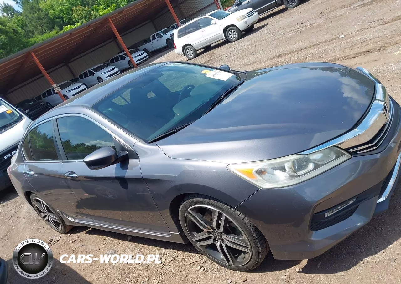2017 Honda Accord Sport VIN:1HGCR2F55HA031656 - 13