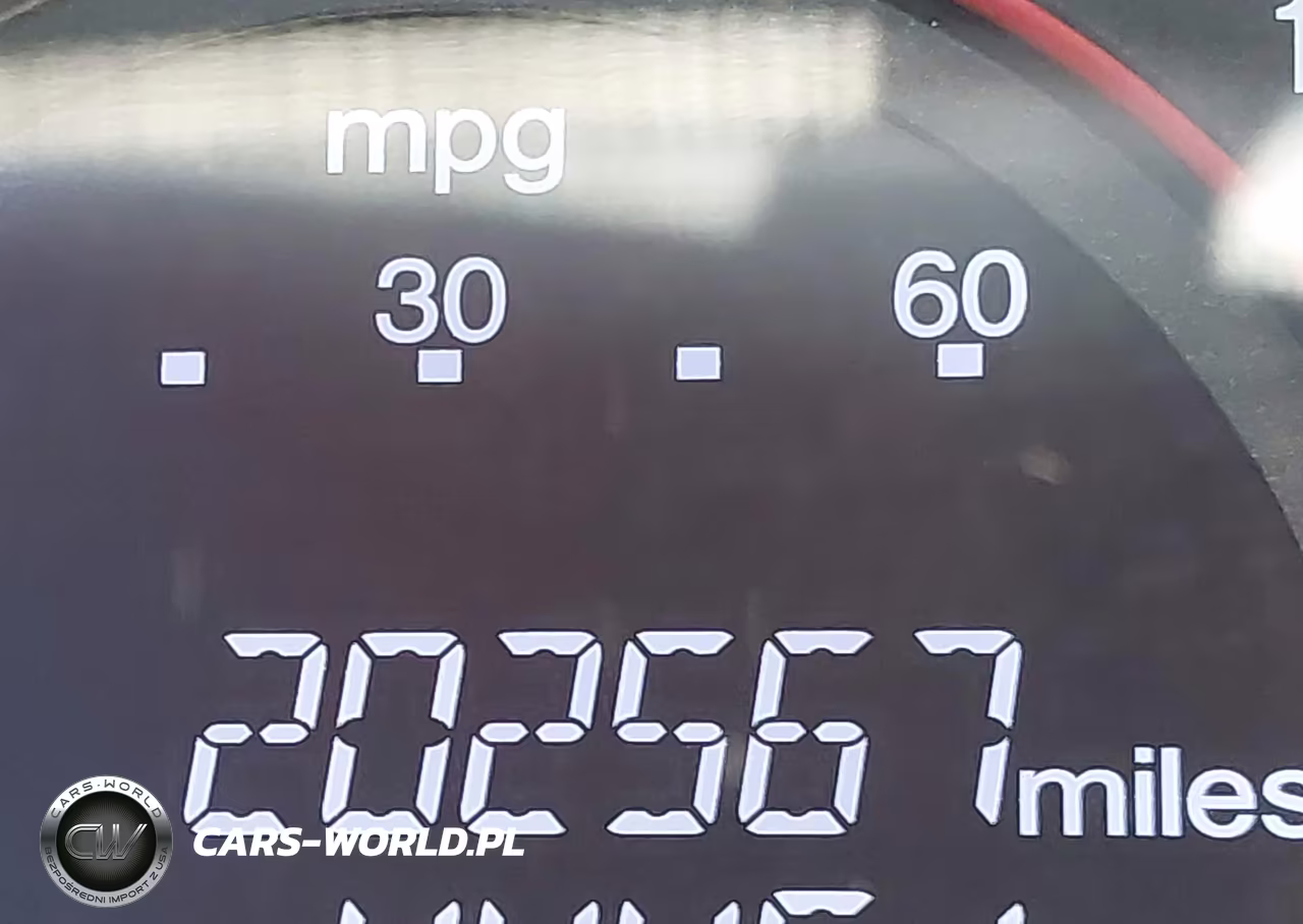 2017 Honda Accord Sport VIN:1HGCR2F55HA031656 - 15