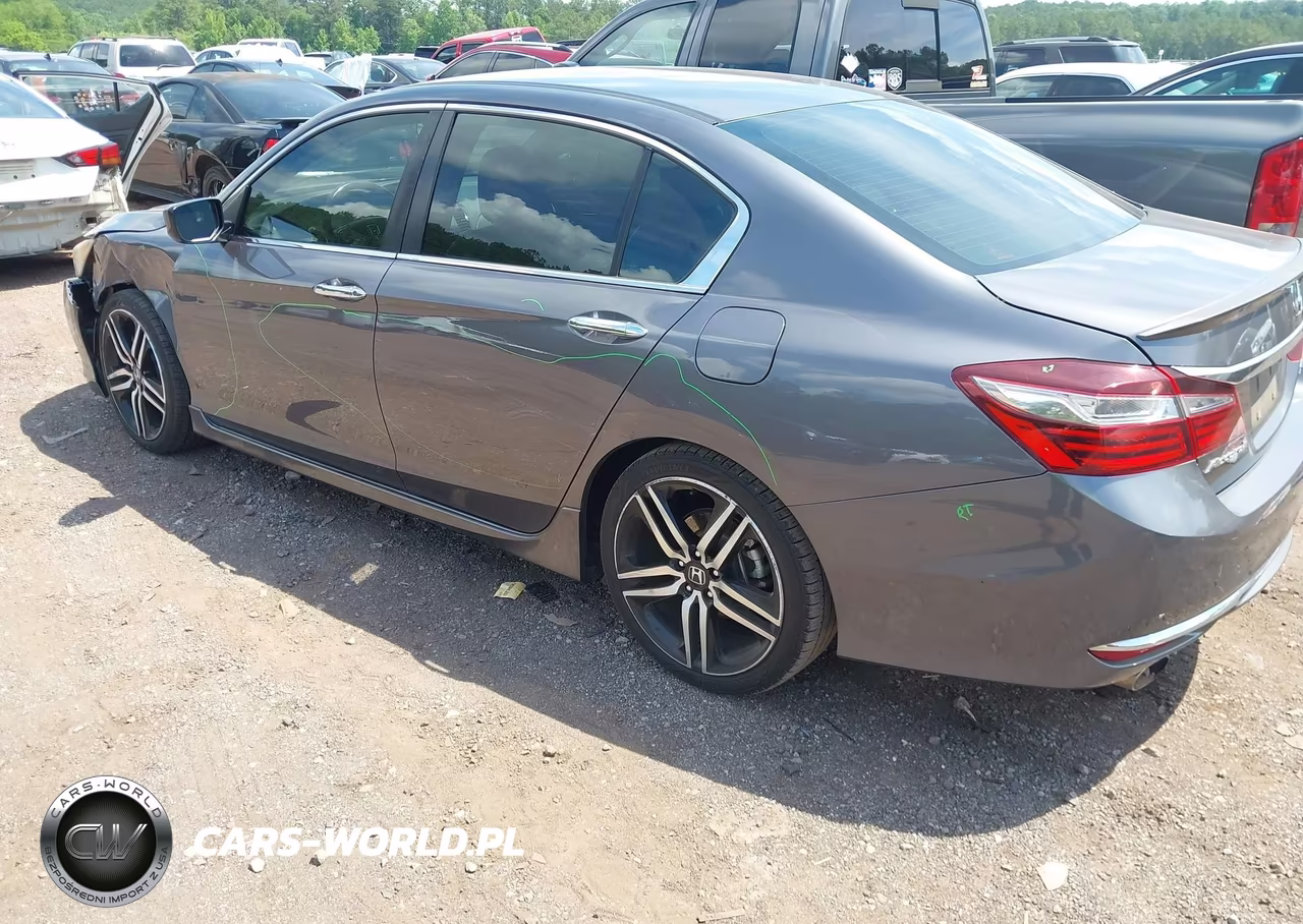 2017 Honda Accord Sport VIN:1HGCR2F55HA031656 - 3