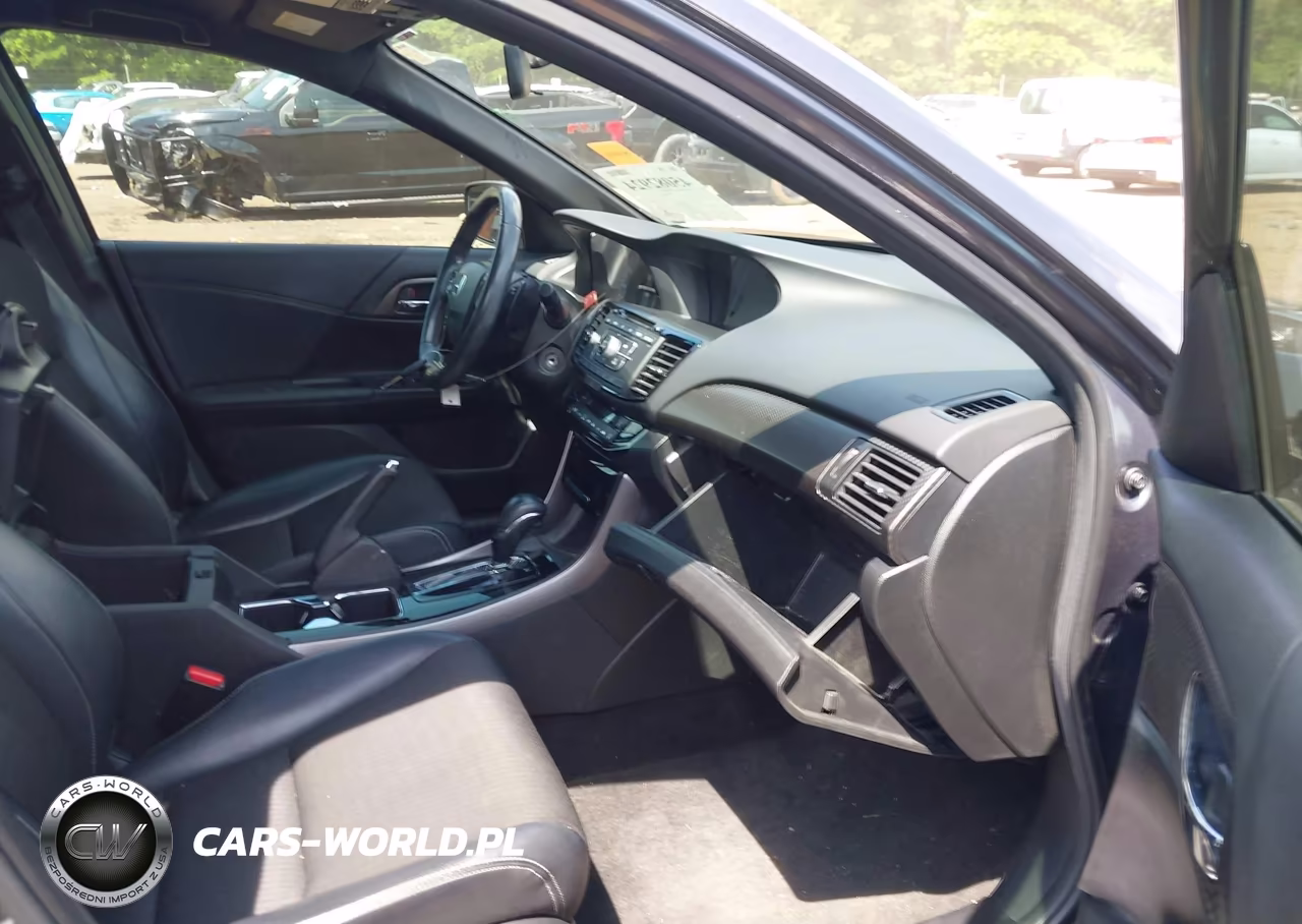 2017 Honda Accord Sport VIN:1HGCR2F55HA031656 - 5