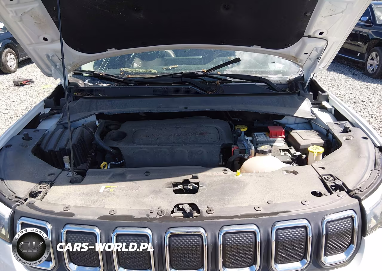 2022 Jeep Compass Latitude Lux 4X4 VIN:3C4NJDFB3NT231990 - 10