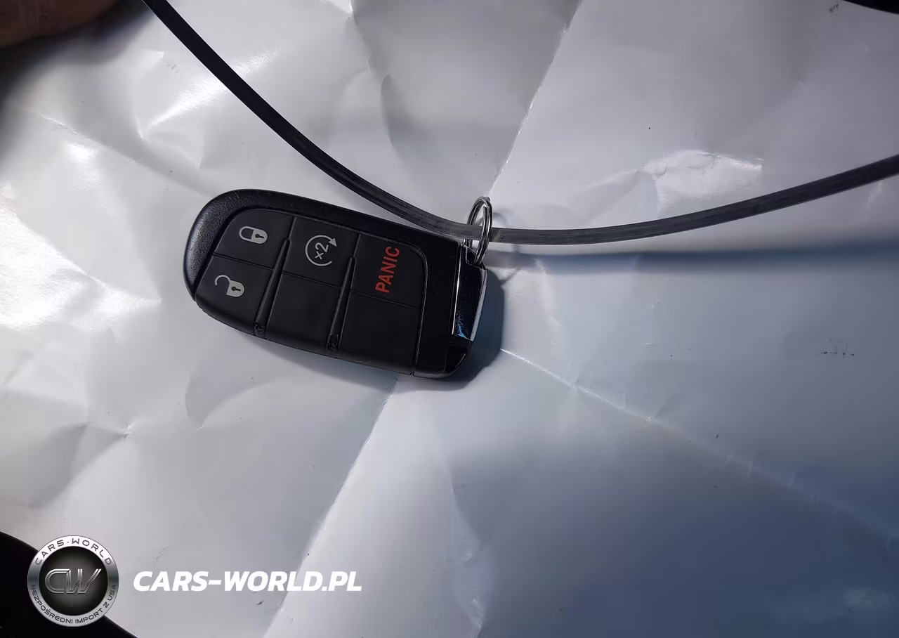 2022 Jeep Compass Latitude Lux 4X4 VIN:3C4NJDFB3NT231990 - 11