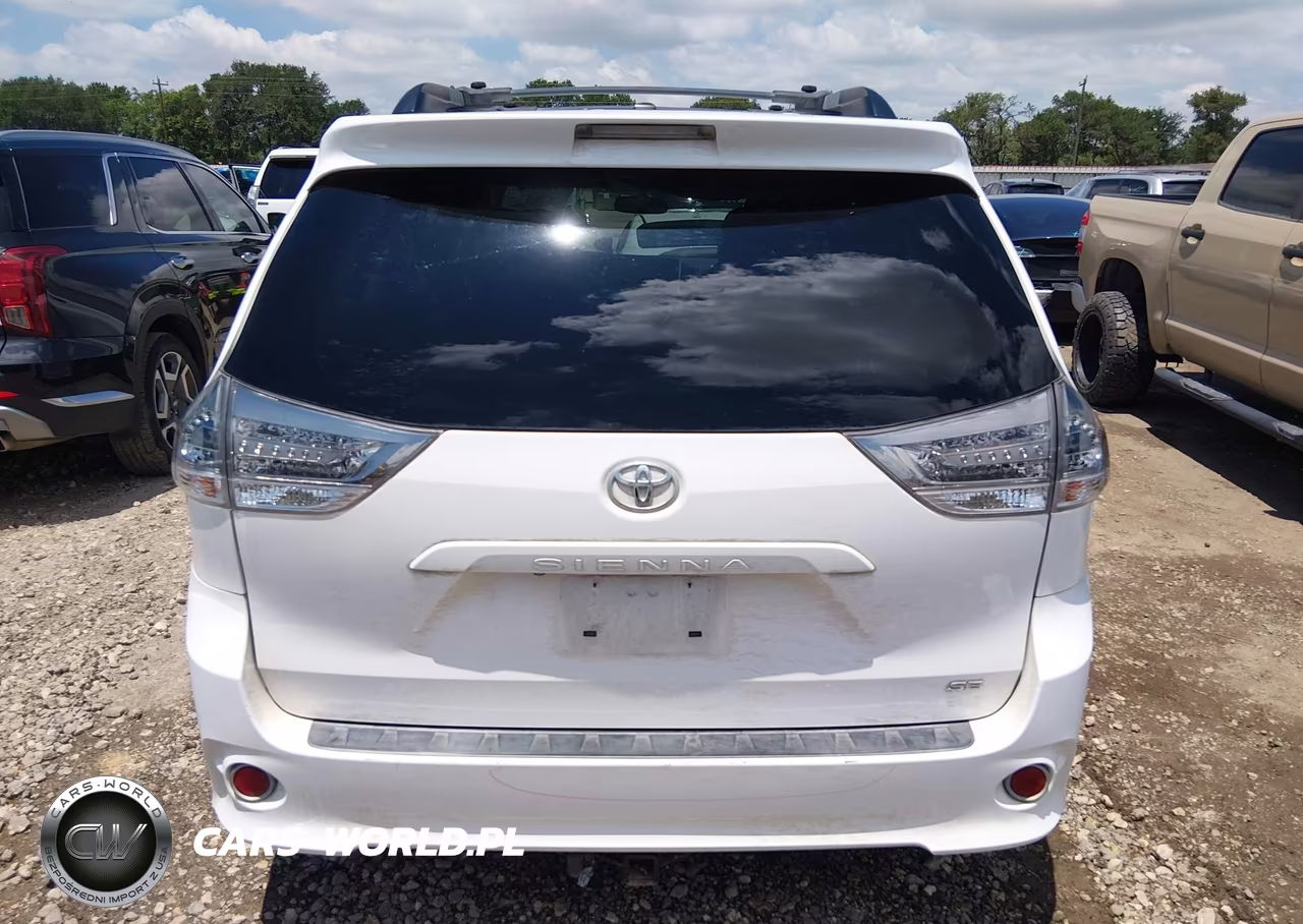 2015 Toyota Sienna Se 8 Passenger VIN:5TDXK3DCXFS586324 - 16