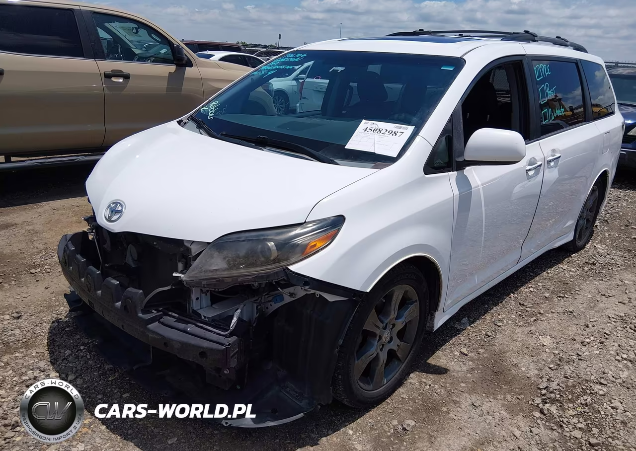 2015 Toyota Sienna Se 8 Passenger VIN:5TDXK3DCXFS586324 - 2