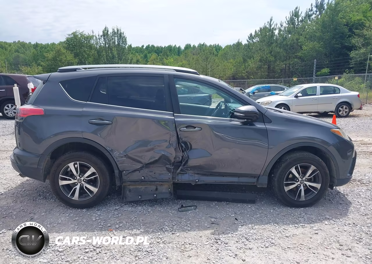 2018 Toyota Rav4 Xle VIN:2T3WFREV0JW481477 - 13