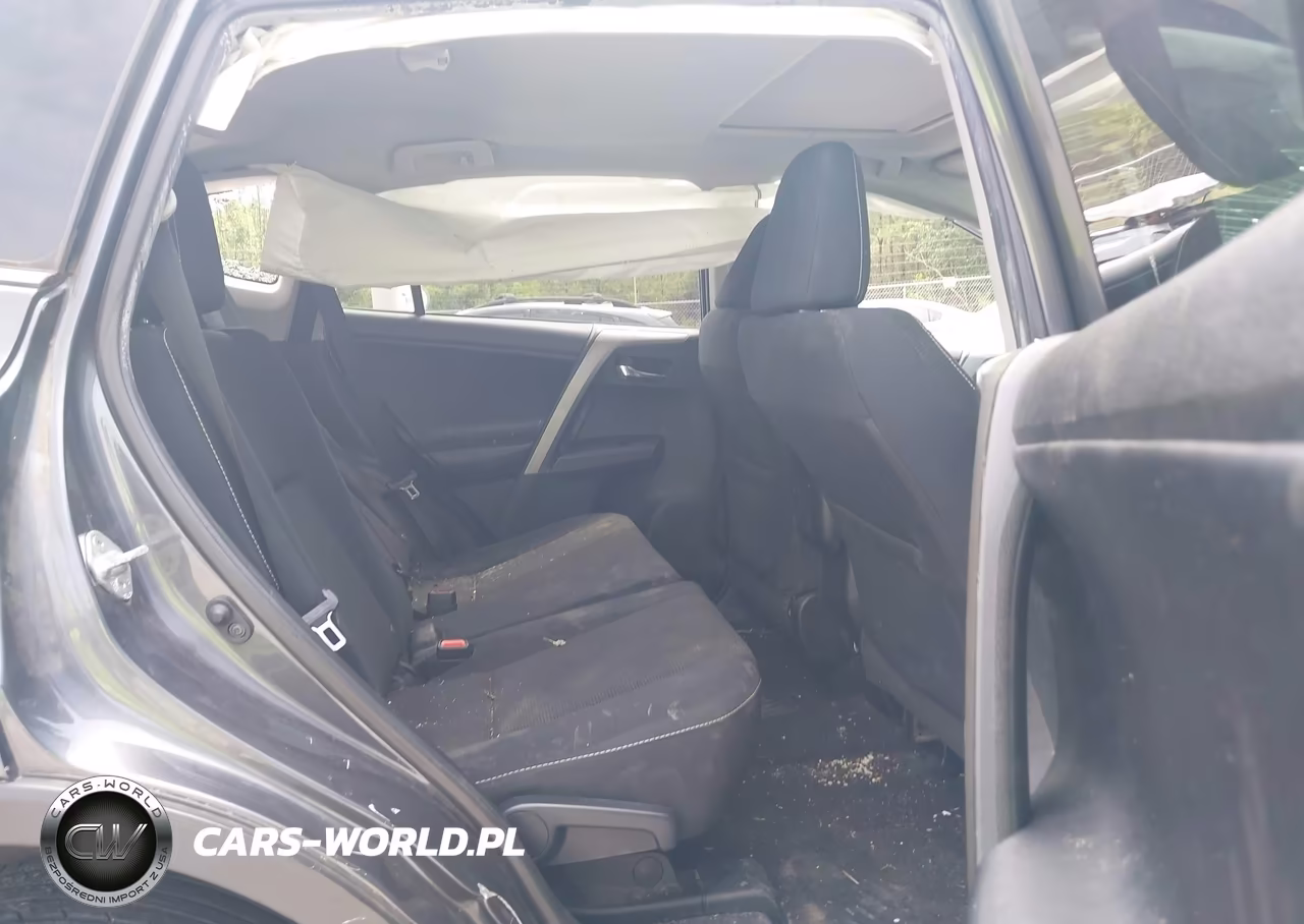 2018 Toyota Rav4 Xle VIN:2T3WFREV0JW481477 - 8