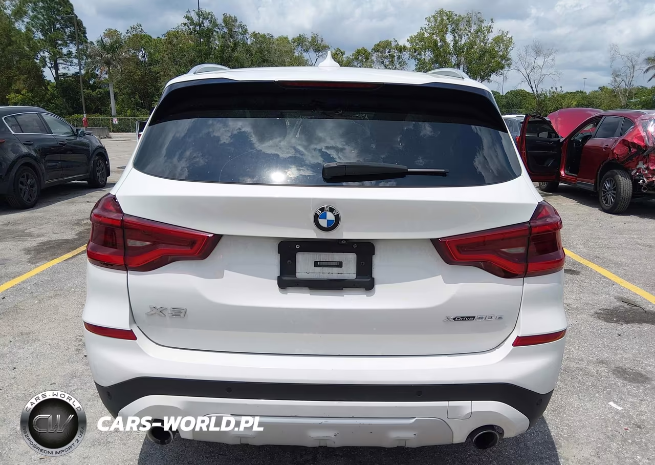 2021 BMW X3 Phev xDrive30E VIN:5UXTS1C08M9E29902 - 16
