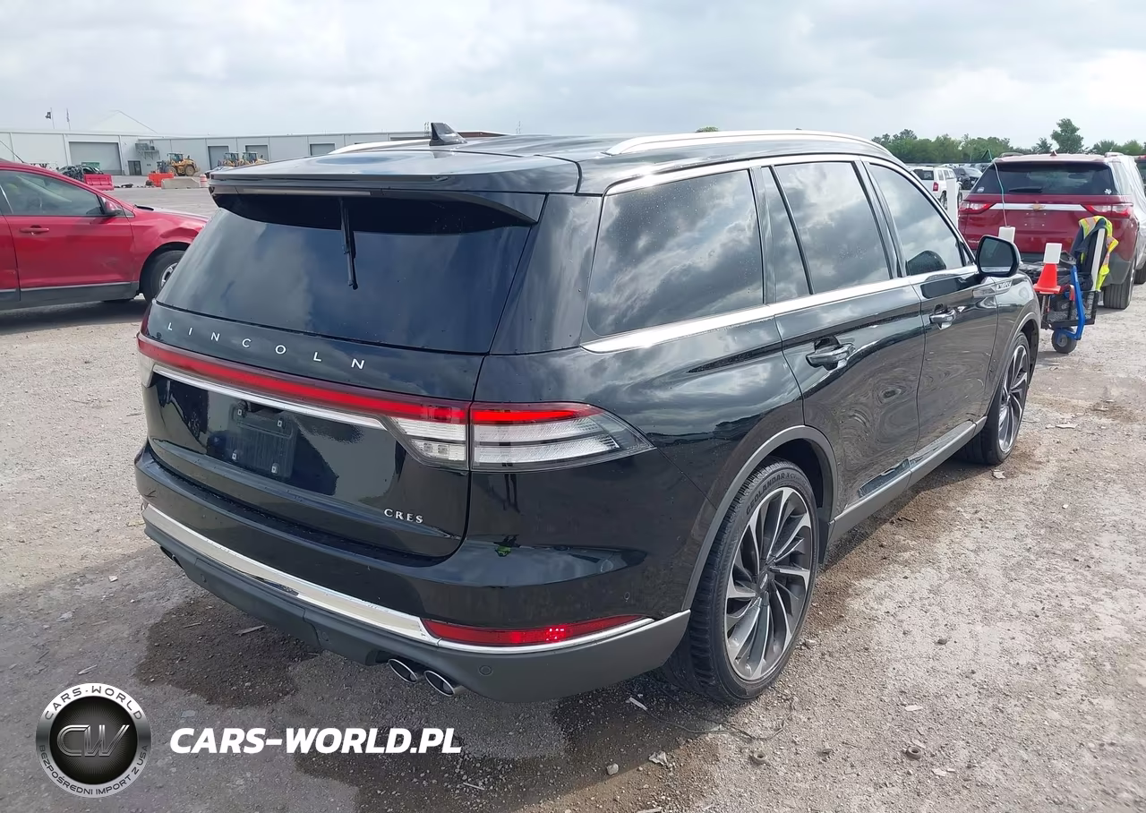 2020 Lincoln Aviator Reserve VIN:5LM5J7XC4LGL04657 - 4