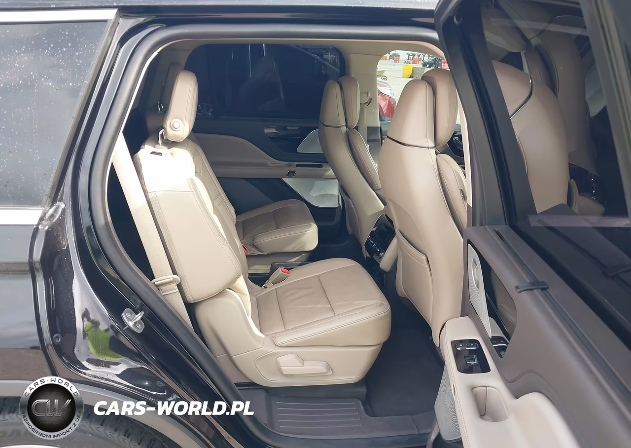 2020 Lincoln Aviator Reserve VIN:5LM5J7XC4LGL04657 - 8