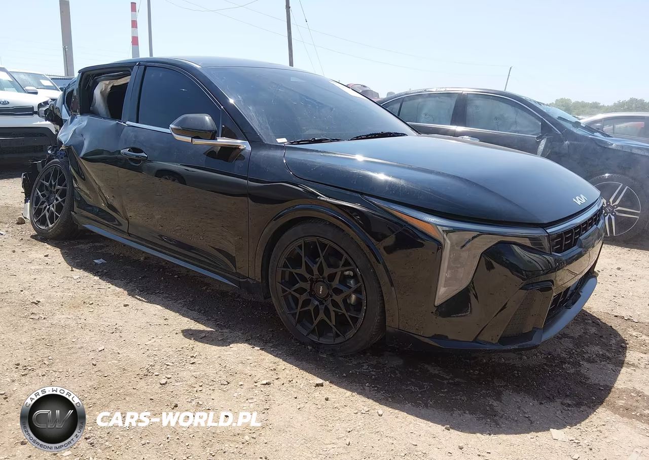 2025 Kia K4 Gt-Line – zdjęcie 1 z 16