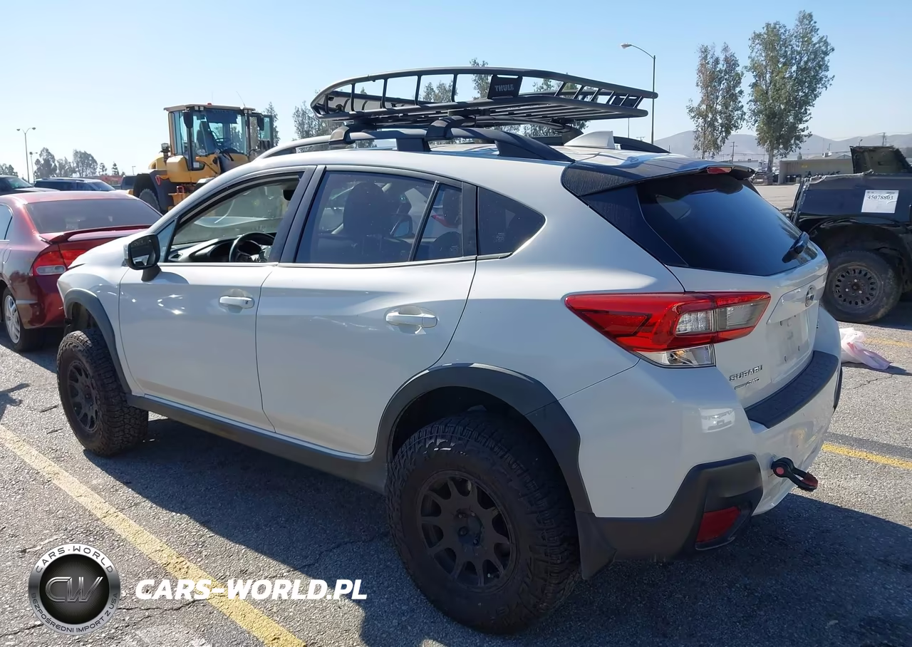 2020 Subaru Crosstrek Premium VIN:JF2GTAPC1L8244128 - 3
