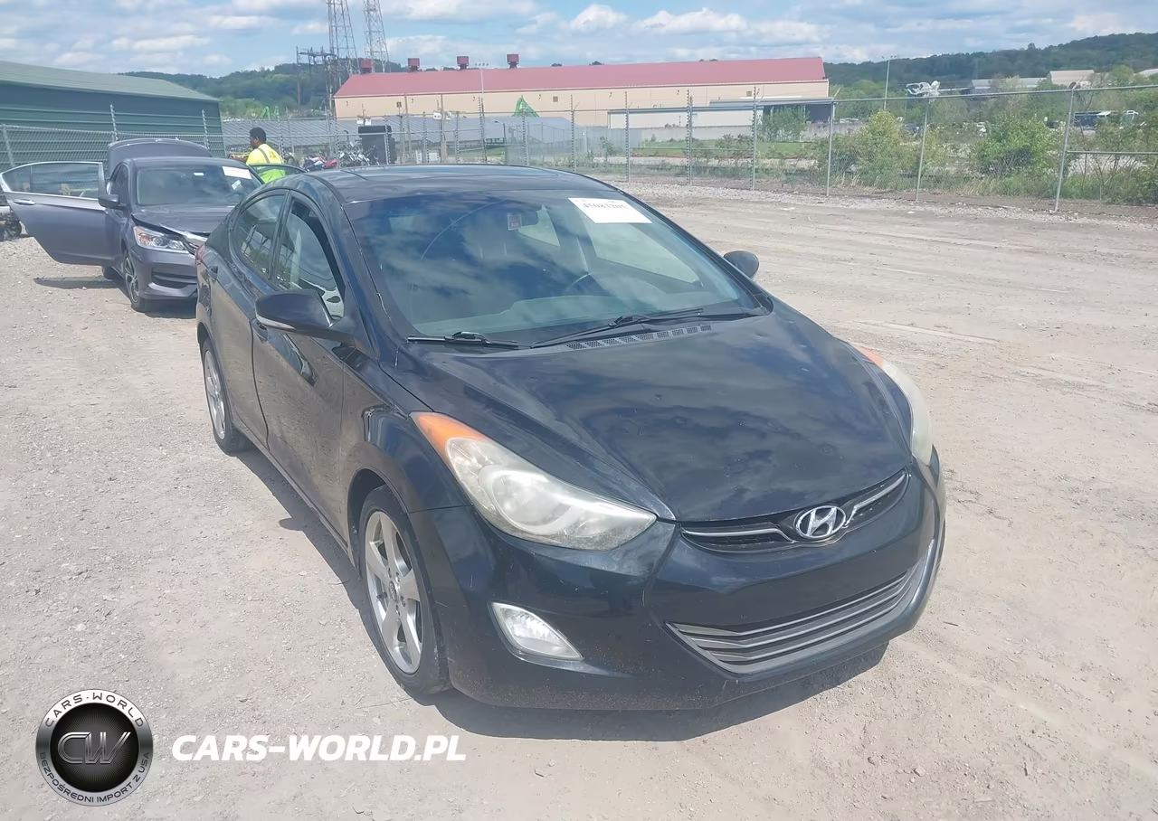 Główne zdjęcie 2013 Hyundai Elantra Limited