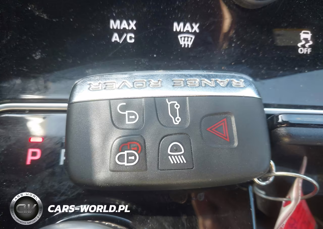 2020 Land Rover Range Rover Velar P250 R-Dynamic S VIN:SALYK2EX2LA291655 - 11