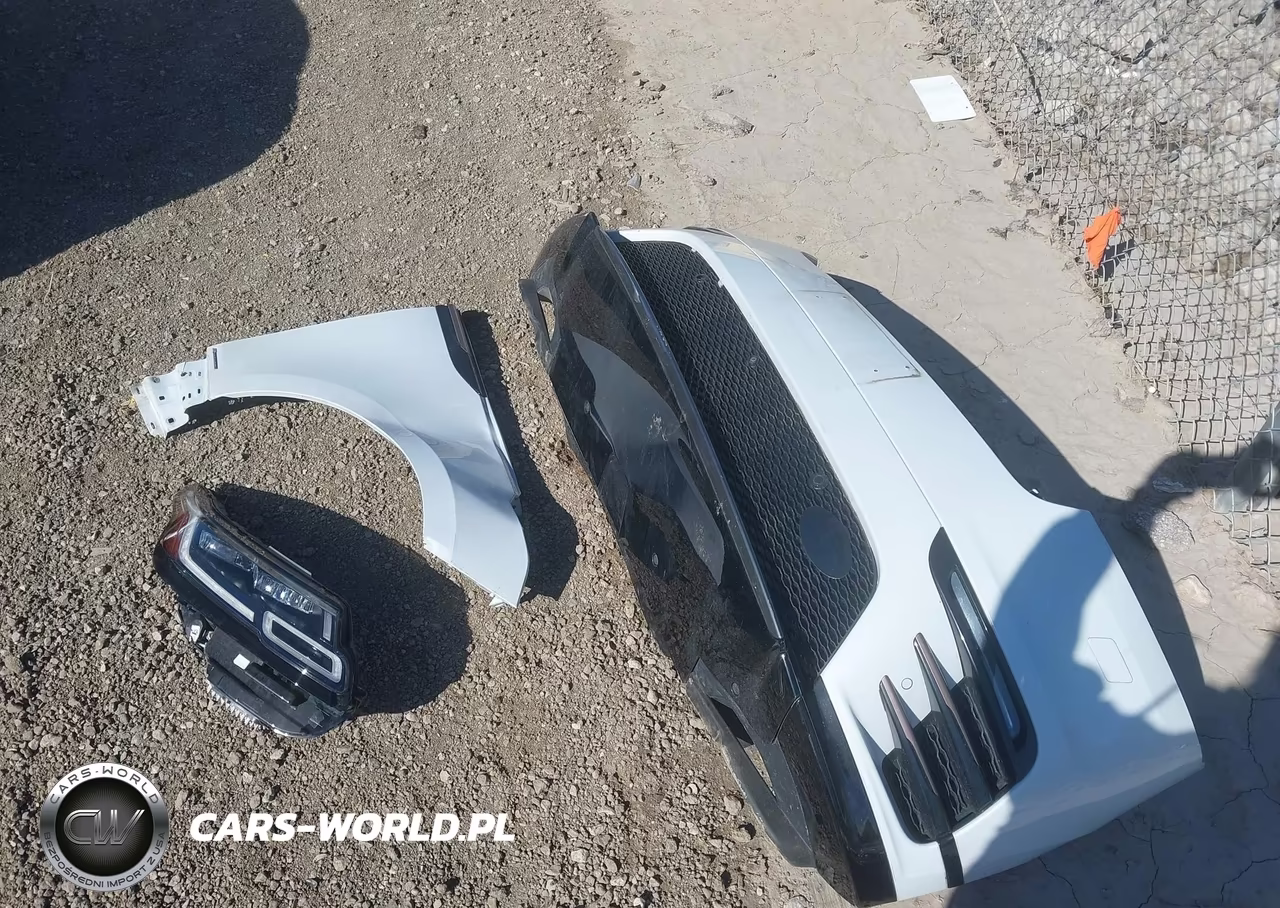 2020 Land Rover Range Rover Velar P250 R-Dynamic S VIN:SALYK2EX2LA291655 - 12