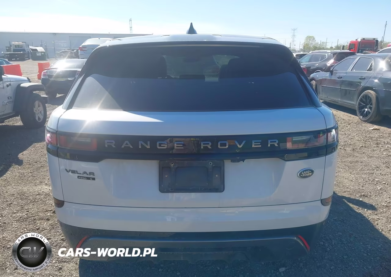 2020 Land Rover Range Rover Velar P250 R-Dynamic S VIN:SALYK2EX2LA291655 - 17