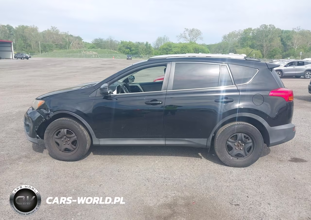 2015 Toyota Rav4 Le VIN:2T3BFREV8FW310448 - 14