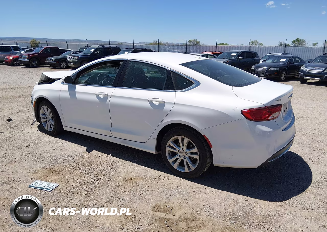 2015 Chrysler 200 Limited VIN:1C3CCCAB1FN503512 - 3