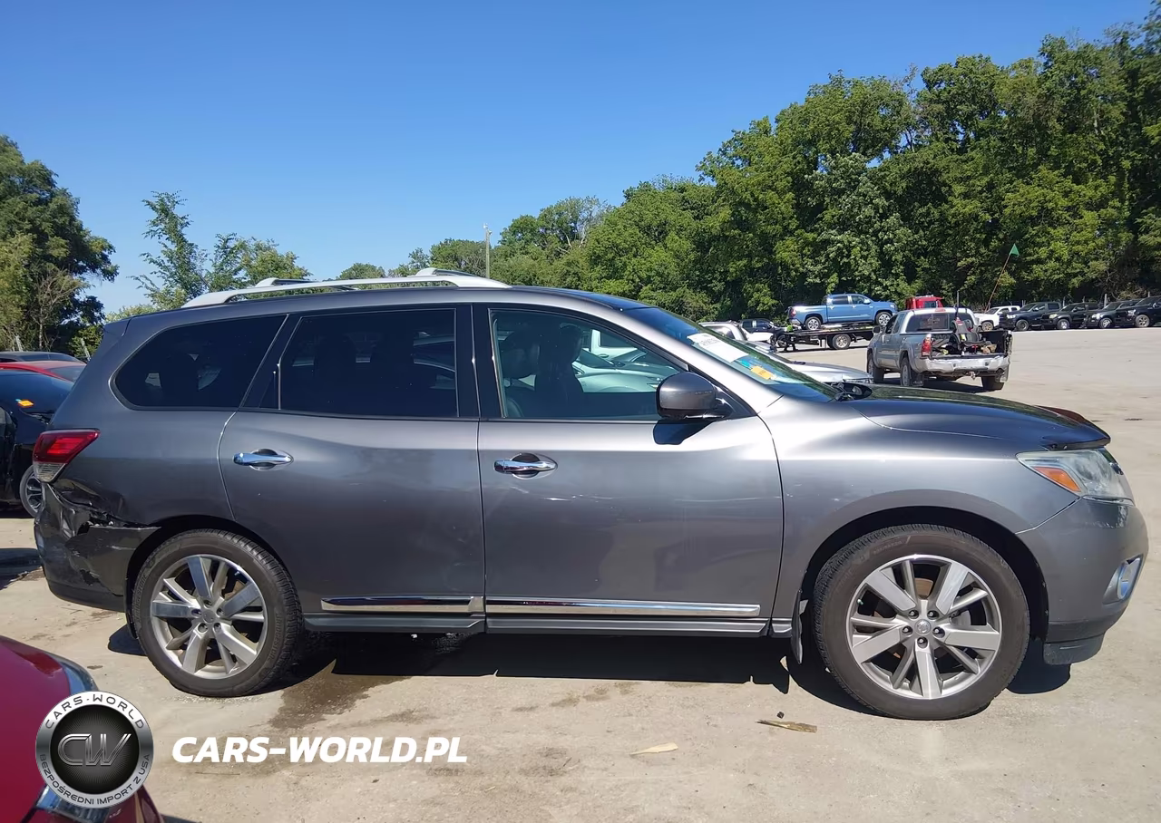 2016 Nissan Pathfinder Platinum VIN:5N1AR2MMXGC610799 - 13