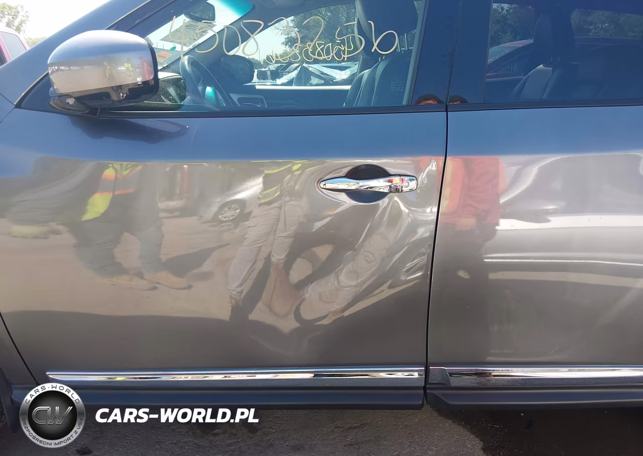2016 Nissan Pathfinder Platinum VIN:5N1AR2MMXGC610799 - 19