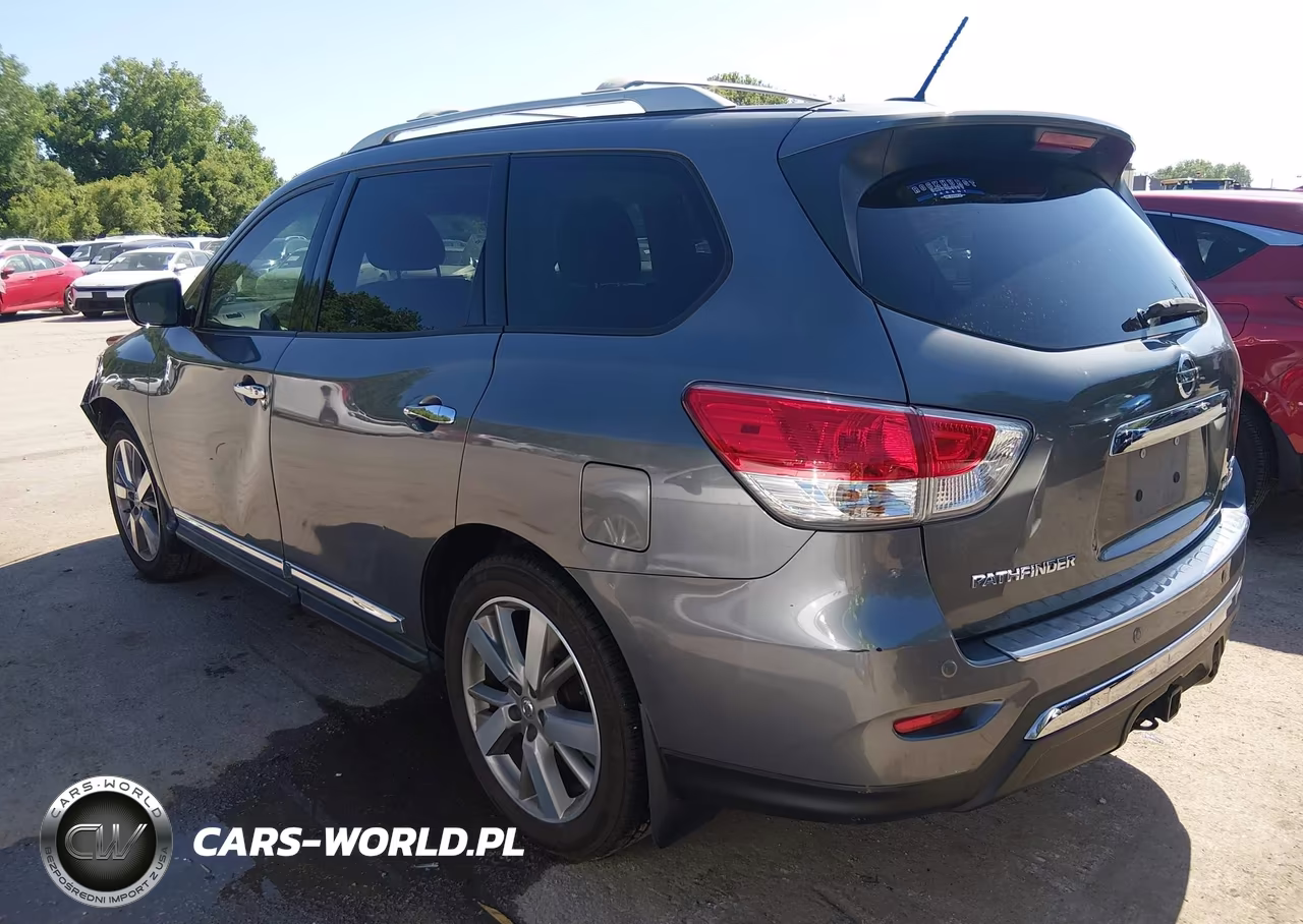 2016 Nissan Pathfinder Platinum VIN:5N1AR2MMXGC610799 - 3