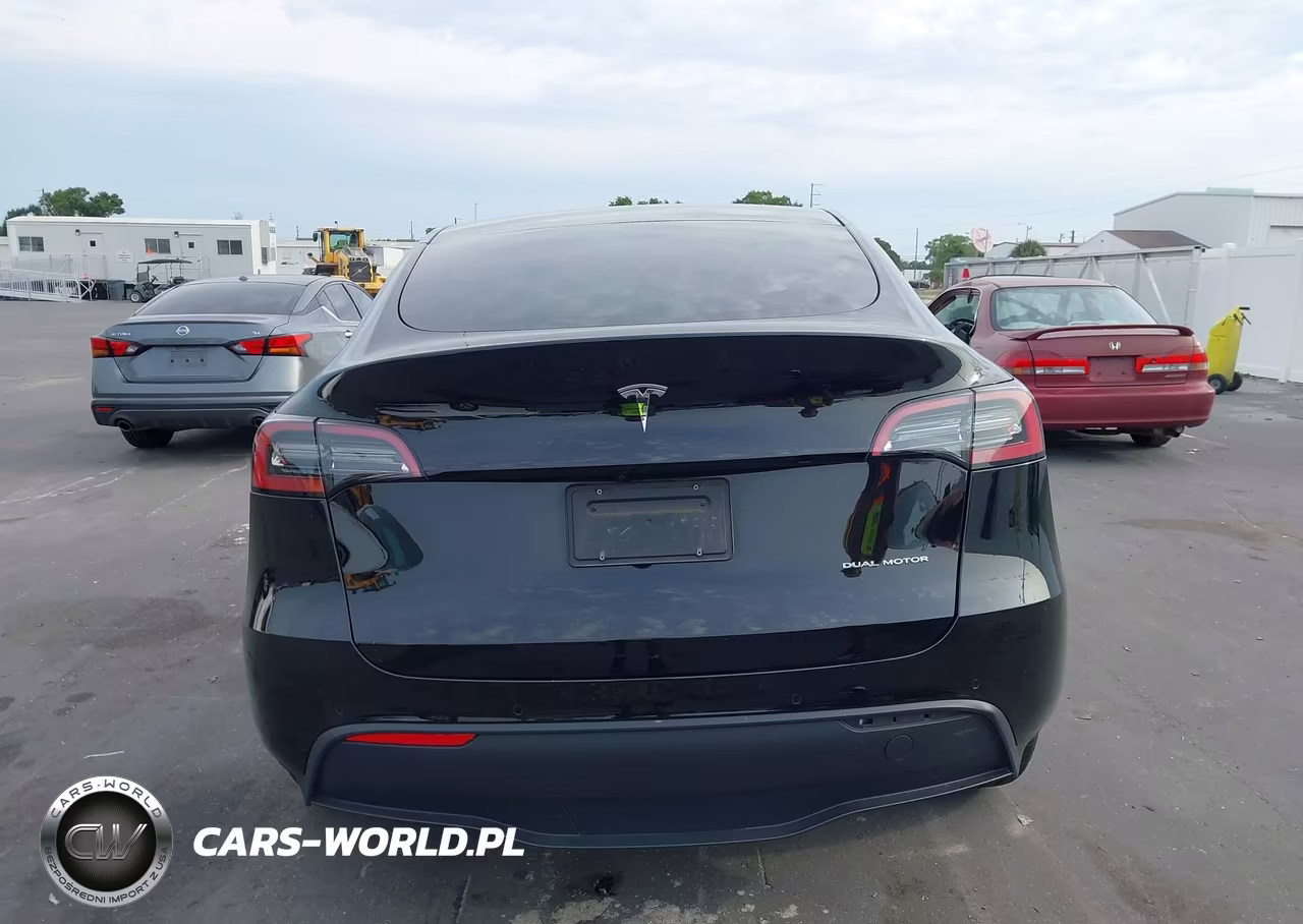 2022 Tesla Model Y Long Range Dual Motor All-Wheel Drive VIN:7SAYGDEE4NA006080 - 16
