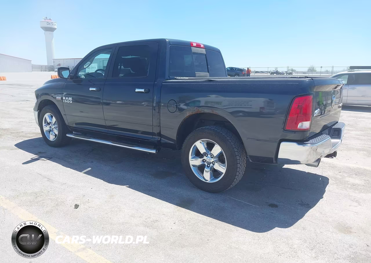2015 Ram 1500 Big Horn VIN:3C6RR7LT3FG596857 - 3